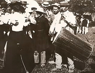 1900